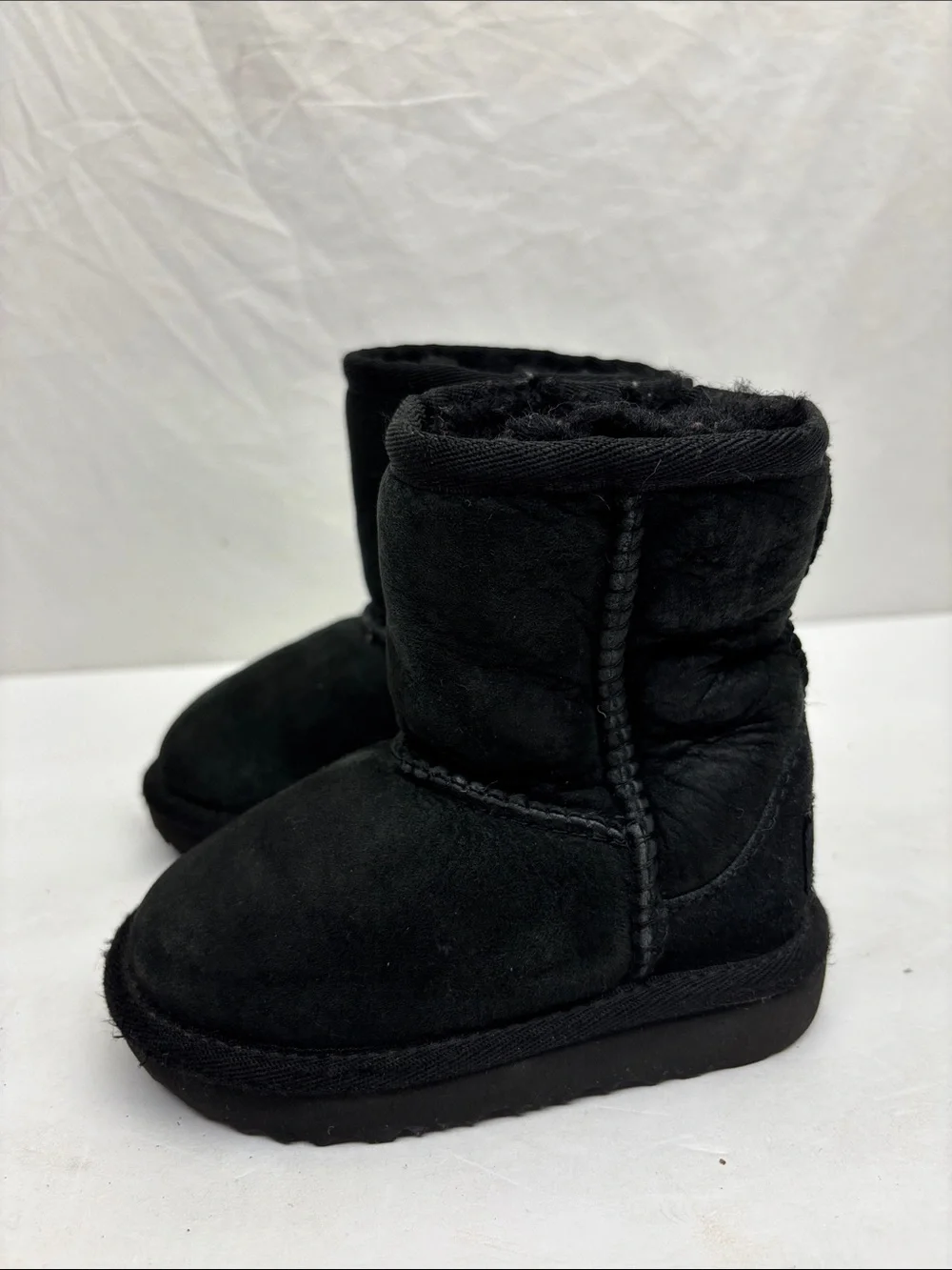 UGG item used